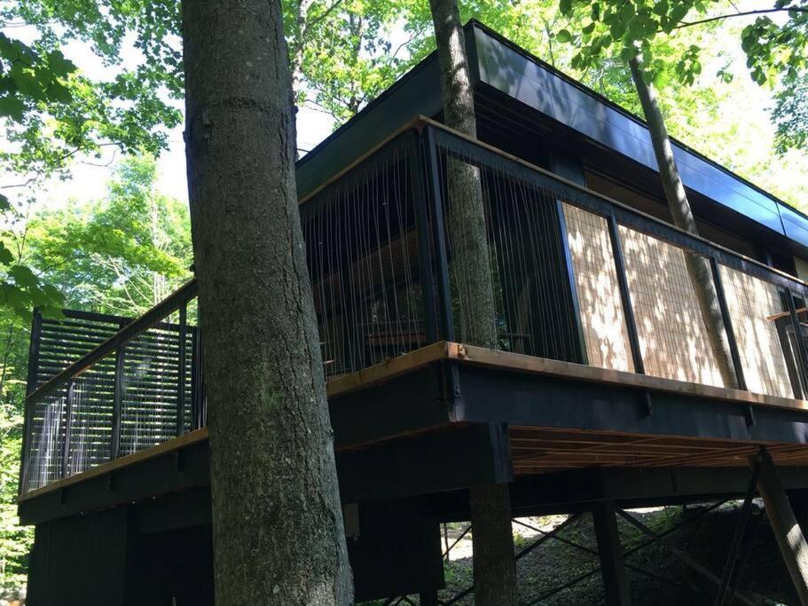 Cabin Sutton 252 - En Harmonie Avec La Nature! Villa Luaran gambar